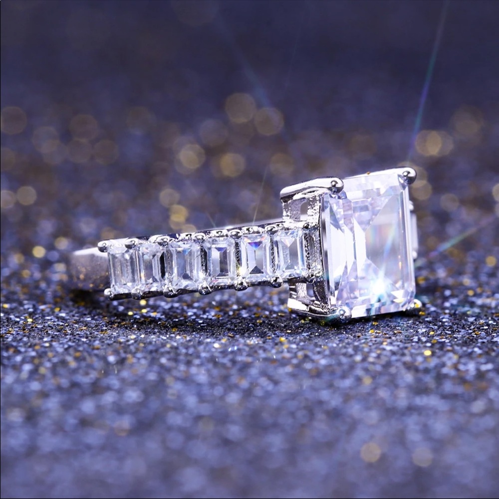 New 925 Sterling Silver Diamonds Ring - Picture 5 of 6
